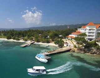 Autoridades turísticas estiman que Samaná es un destino único en Dominicana