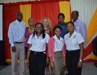 Debuta con éxito seminario de la Universidad de las Antillas sobre relaciones públicas y turismo