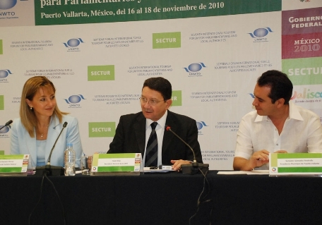 México: Sesiona en Puerto Vallarta VII Foro de Turismo de la OMT para parlamentarios y autoridades locales