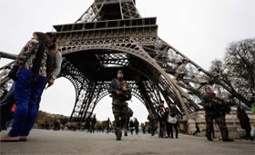 París en estado de sitio tras ataques terroristas